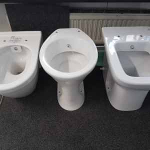 SEMA Sanitär Installationen Wien 1160 unterschiedliche WC Formen Lagernd und sofort erhältlich ist der Exclusive Sanitärartikel 2018 WC, Urinal & Bidet in einen WC & Bidet auch für Ihr Bad. Die Top Toiletten Anlage im Sanitärhandel 20180608_102541